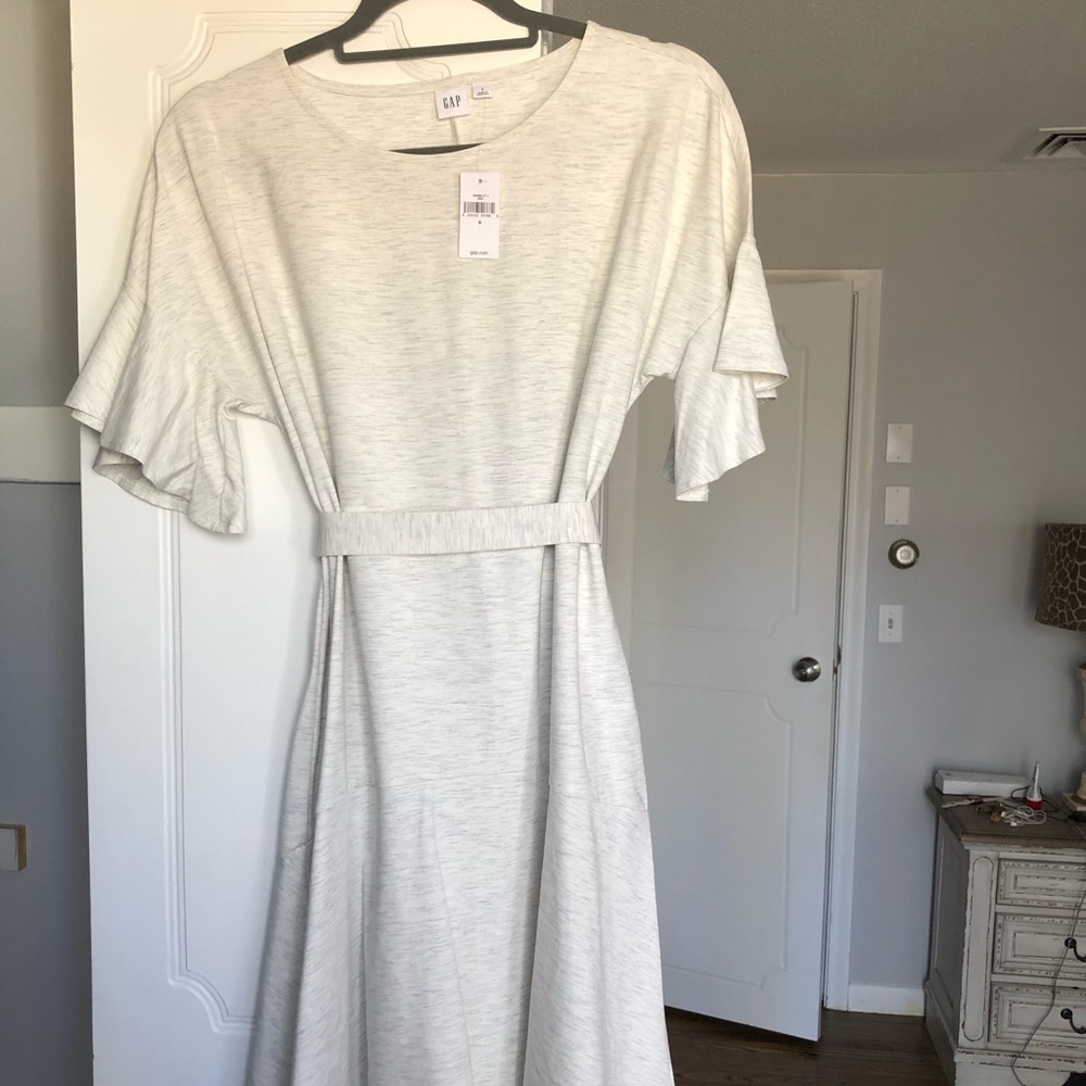 Dress - Picture 5 of 9